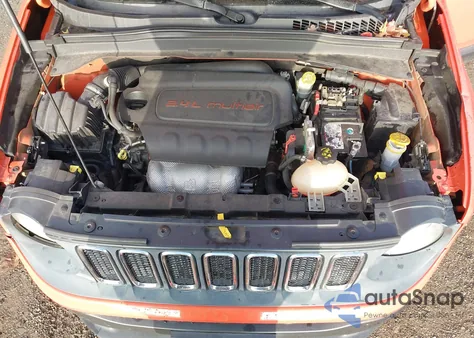 2015 Jeep Renegade Latitude из США, поврежденный, VIN ZACCJABT0FPB51172